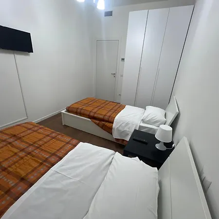 Apartment Borghesi - Nel Centro Di ! Parma